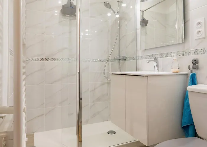 Fermette Rénovée Avec Jardin Privatif Et Wifi à 12km Des Plages - Fr-1-306-1257